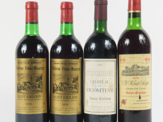 Vente aux enchères 4 BOUTEILLES : 2 CHÂTEAU FRANC MAZERAT ST EMILION 1979 BG - 1 CHÂTEAU 