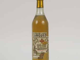 Vente aux enchères 1 BOUTEILLE EAU DE VIE DE MARC DU LANGUEDOC - 1984 - EA