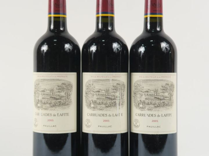 3 BOUTEILLES CARRUADES DE LAFITE PAUILLAC - 2005 - ETLA