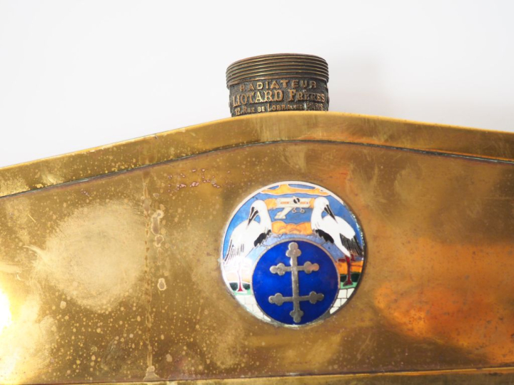 LIOTARD FRERES.  Radiateur automobile n°3204. Dim. 62 x 78 x 12 cm. (é
