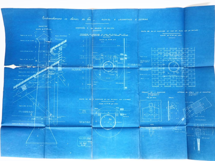 MICHELIN. Deux différents plans de remises à locomotives à Estaing (19