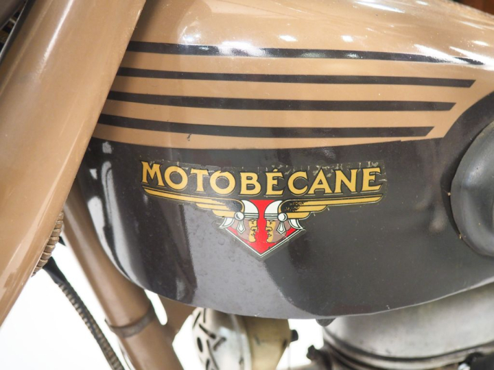 MOTOBECANE. Moto 125 cm³, année 1956. Kilométrage : 19 660 Type Z54C, 
