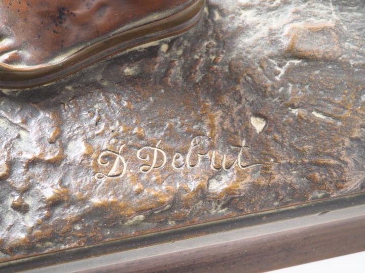 Marcel DEBUT.  "le porteur d'eau". Grande sculpture en bronze polychro