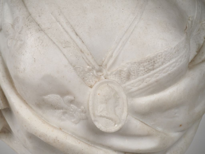 Ecole française XIXème.  "portrait de Madame de Pompadour en buste".  