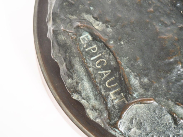 E. PICAULT.  "Pêcheur" Grand bronze à double patine.  Signé. H. 80 cm.