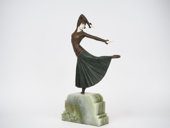 CHIPARUS.  "Ayouta" Sculpture chryséléphantine en bronze polychrome et