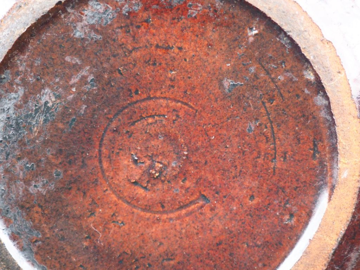 Assiette et jatte creuse en céramique  un vase Art déco en céramique e