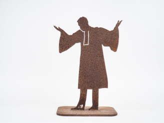 Vente aux enchères Sculpture en fer découpé. "l'avocat"  H. 42 cm