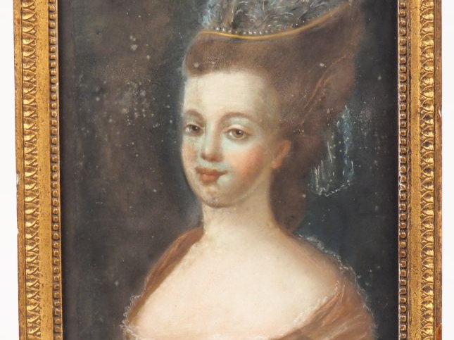 Ecole Française 1900.  "portrait de jeune fille en robe du XVIIIème" P