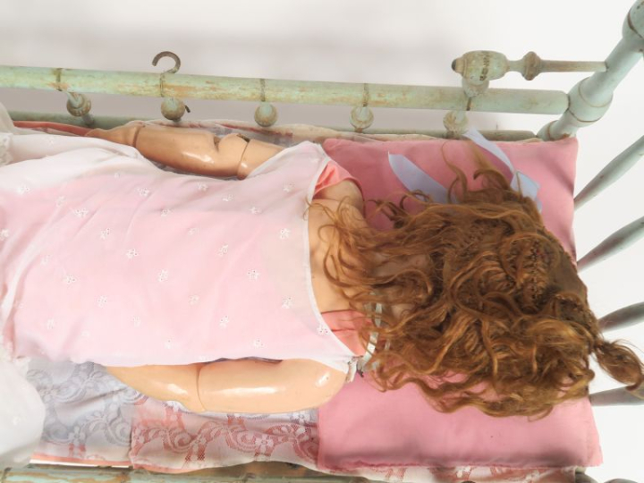 Poupée de fabrication française de marque Steiner, marquée A19 Paris L