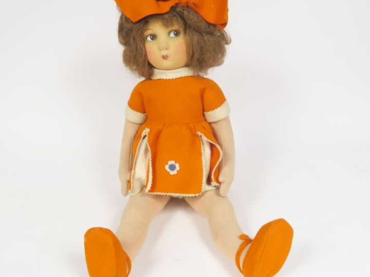 Dans une boite ‘’La NICETTE’’ manufacture de poupées artistiques en ét