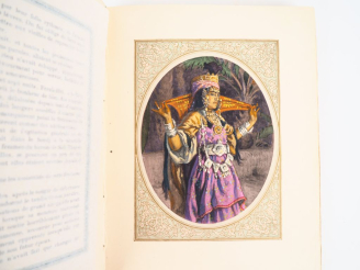 Vente aux enchères BEN IBRAHIM (S.). KHADRA, danseuse Ouled Naïl. P., Piazza, 1926. Petit