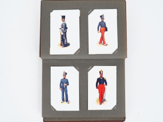 Vente aux enchères [UNIFORMOLOGIE]. L’ARMÉE D’AFRIQUE 1830-1930. Son évolution – Ses unif