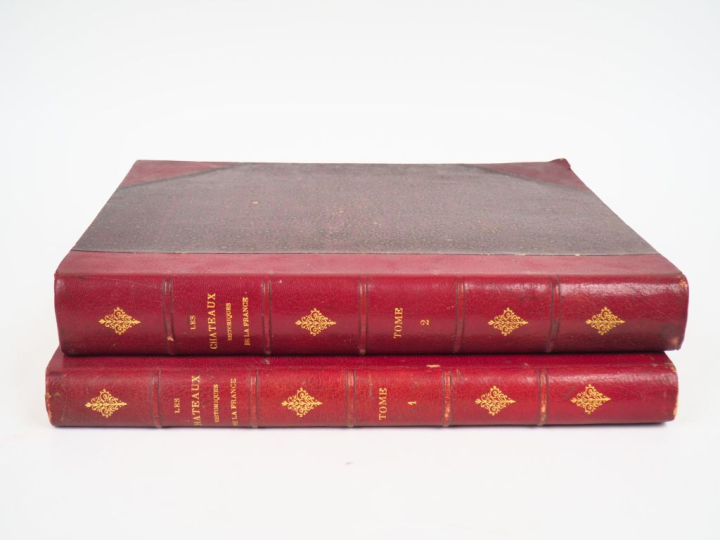 EYRIÈS (G.). LES CHÂTEAUX HISTORIQUES DE LA FRANCE. Paris - Poitiers, 