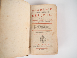 Vente aux enchères [JEU]. ACADÉMIE UNIVERSELLE DES JEUX, avec des instructions faciles po
