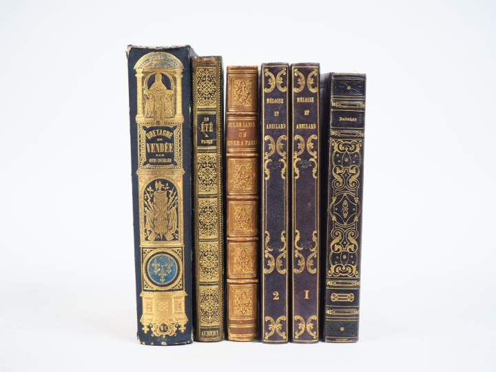 [ROMANTIQUES]. ENSEMBLE DE 5 OUVRAGES EN RELIURE ROMANTIQUE DÉCORÉE. J