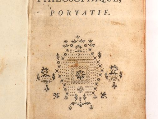 VOLTAIRE. DICTIONNAIRE PHILOSOPHIQUE PORTATIF. Londres, 1764. In-12 ½ 