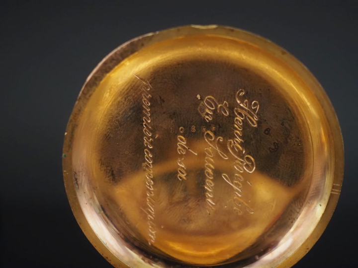 Montre de gousset en or jaune 750.  Cadran à chiffres romains pour les