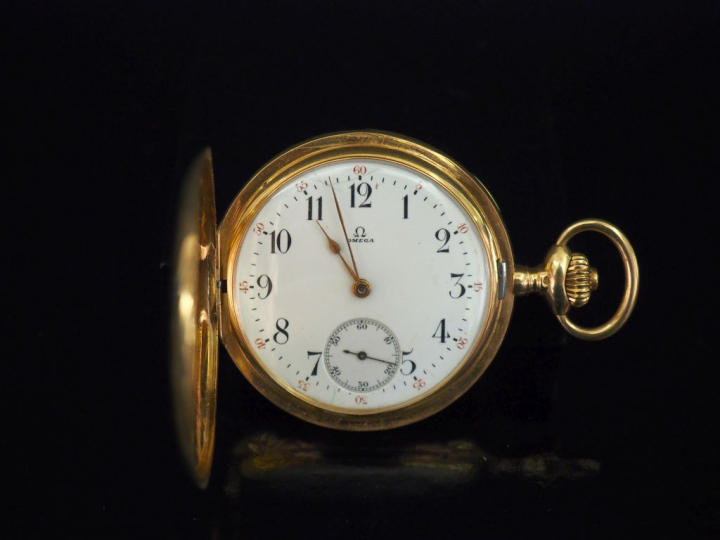OMEGA Montre de gousset aveugle en or jaune 750.  Cadran à chiffres ar