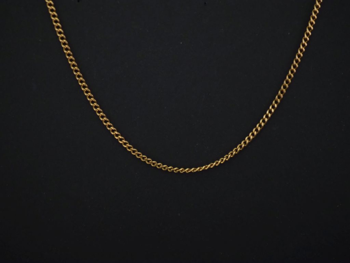 Chaine en or jaune 750, maille gourmette.  Chainette de sécurité. Larg