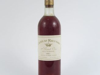 Vente aux enchères 1 BOUTEILLE CHÂTEAU RIEUSSEC 1er CC SAUTERNES - 1961 - LB/BLS