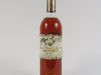 Vente aux enchères 1 BOUTEILLE CHÂTEAU RIEUSSEC 1er CC SAUTERNES - 1972 - LB/ET