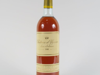 Vente aux enchères 1 BOUTEILLE CHÂTEAU D'YQUEM 1er CCS SAUTERNES - 1980 - LB