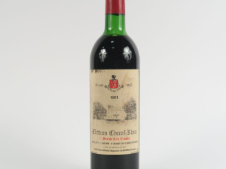 Vente aux enchères 1 BOUTEILLE CHÂTEAU CHEVAL BLANC 1er GCC ST EMILION MISE FOURCAUD LUSS