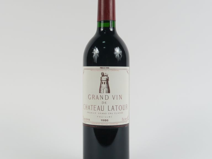 1 BOUTEILLE CHÂTEAU LATOUR 1er GCC PAUILLAC - 1986 - BG