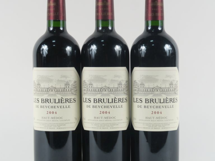3 BOUTEILLES LES BRULIÈRES DE BEYCHEVELLE HAUT MÉDOC - 2004