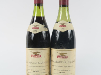 Vente aux enchères 2 BOUTEILLES CALVET 1970 : 1 POMMARD RUGIENS 4,5 CM - 1 CHAMBOLLE MUSI