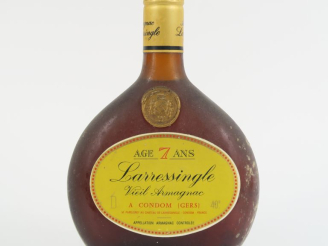Vente aux enchères 1 BOUTEILLE VIEIL ARMAGNAC '7 ANS' LARRESSINGLE 