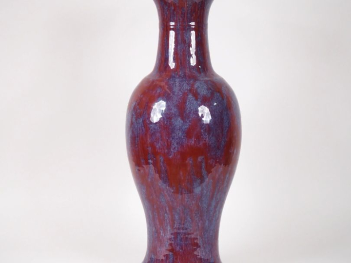 Chine, période Guangxu, Important vase de forme balustre en porcelaine