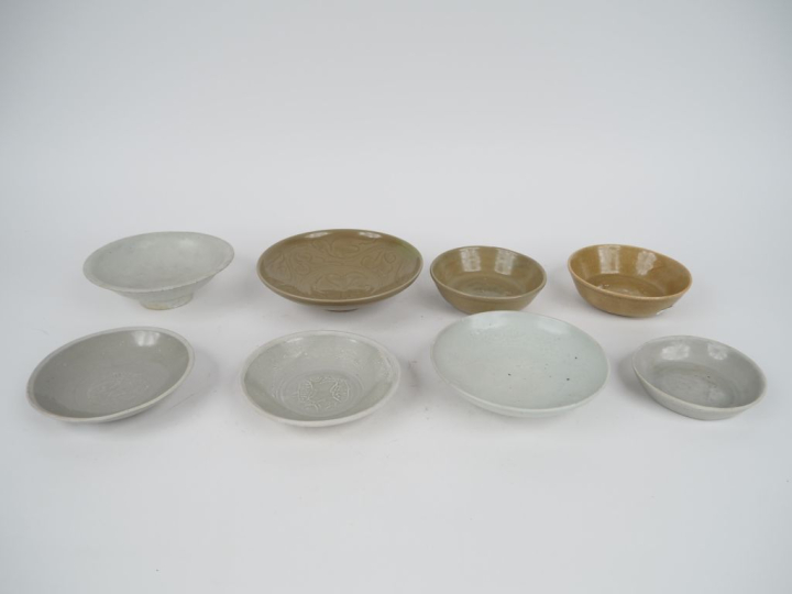 Chine, Annam du XVe au XVIIe siècle, 8 coupes et bols en céramique éma
