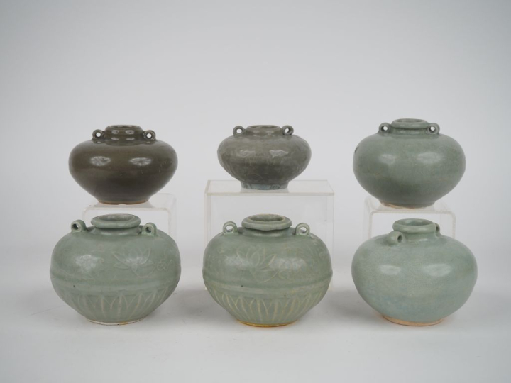 Chine, Annam du XIIIe au XVIIe siècle, 6  pots globulaires en céramiqu