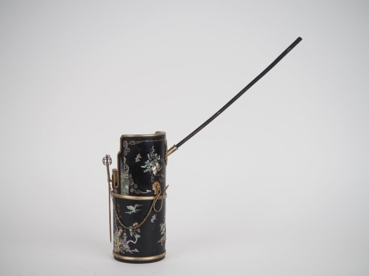 Vietnam,  Pipe à eau en bois de palissandre "dalbergia cochinchinensis