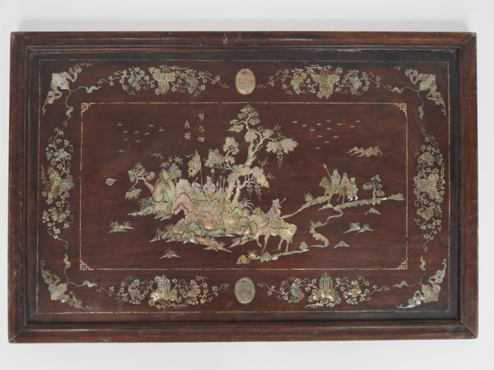 Indochine, vers 1920, travail de Nam Dinh  Deux grands plateaux, de fo