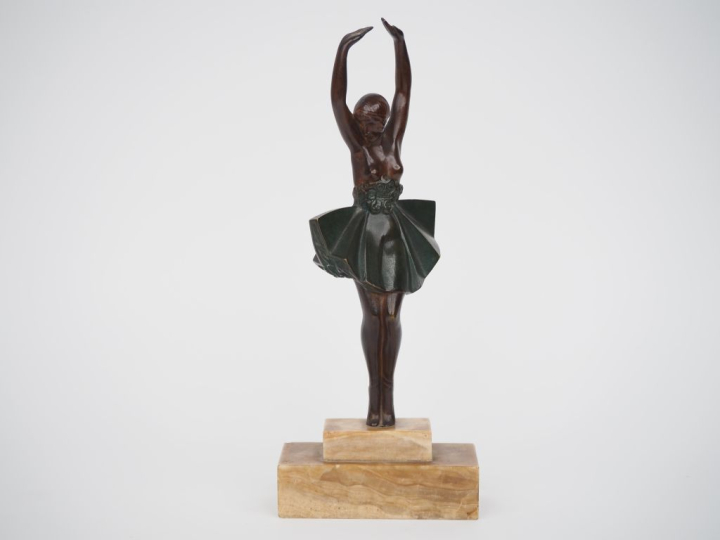 Pierre LE FAGUAYS. "danseuse" Sujet Art Déco en bronze polychrome sur 