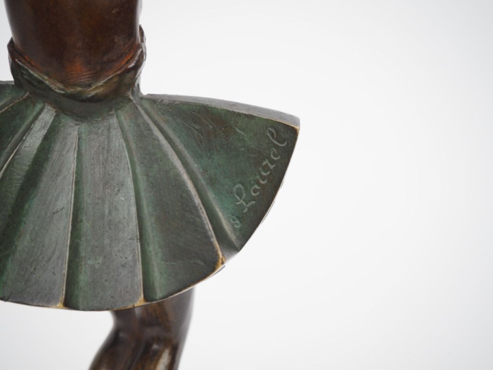 Pierre LE FAGUAYS. "danseuse" Sujet Art Déco en bronze polychrome sur 