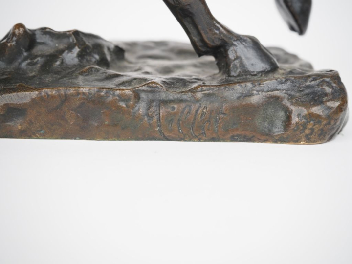 MILLET.  "Taureau furieux'  Sculpture en bronze à patine brune Dim. 15