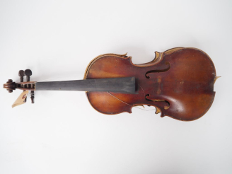 Vente aux enchères Violon, 	atelier Jerome Thibouville Lamy, vers 1920	 4/4 	(à recoller 