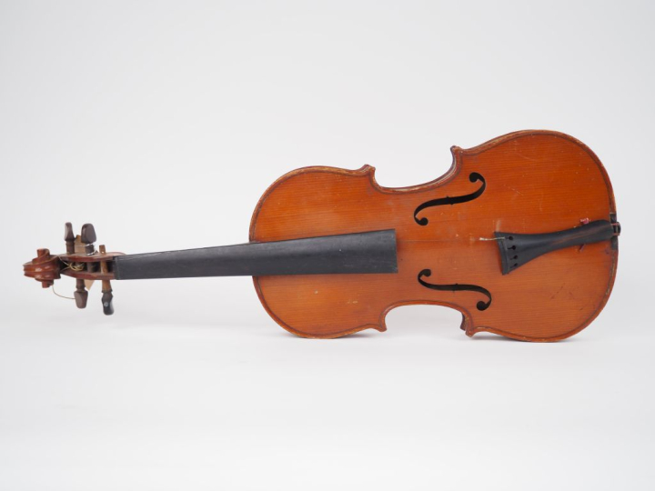 Violon 	portant l'etiquette "Bertholini" 	4/4 Expert : Atelier Dalle C