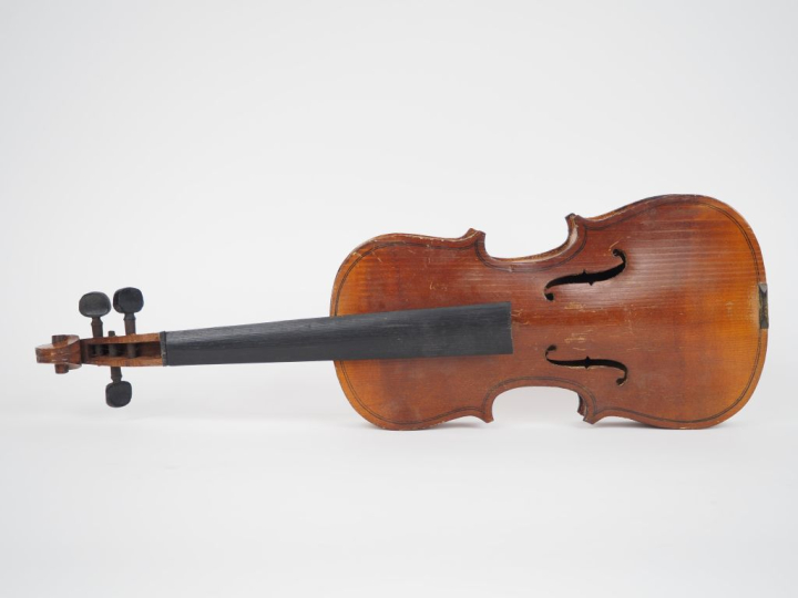 Violon	 d'amateur	 1/2 	(à restaurer) Expert : Atelier Dalle Carbornar