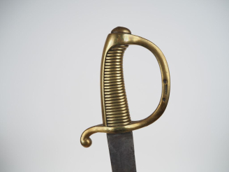 Vente aux enchères Sabre d’infanterie dit « Briquet » modèle An XI.  Poignée à 28 cannelu