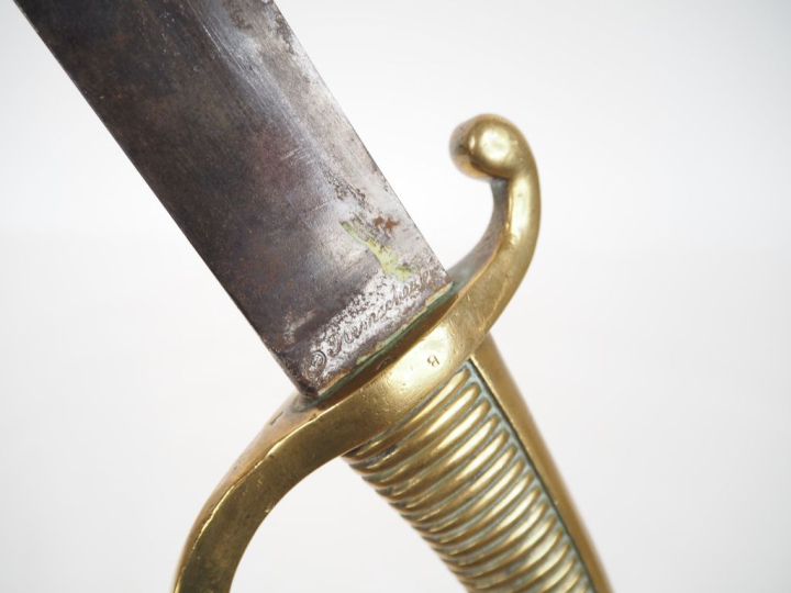 Sabre d’infanterie dit « Briquet » modèle An XI.  Poignée à 28 cannelu