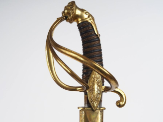 Vente aux enchères Sabre d’officier de cavalerie dans le goût du fourbisseur FOURNERA.  P