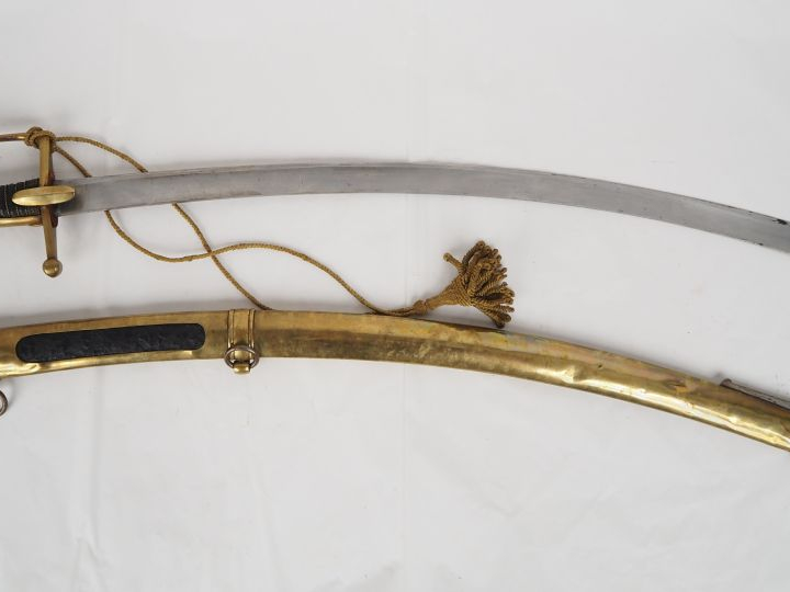 Sabre de chasseur à cheval de la Garde impériale.  Poignée recouverte 