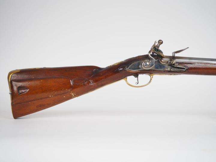 Tromblon de chasse à silex.  Canon rond, tromblonné à la bouche, à pan