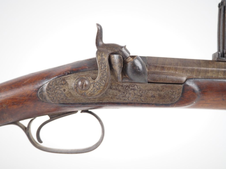 Carabine de chasse à percussion.  Canon rond, à pans au tonnerre, rayé