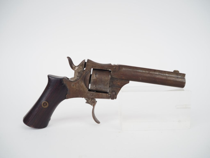 Revolver type Smith   Wesson n°1, sept coups, calibre 22 annulaire.  C